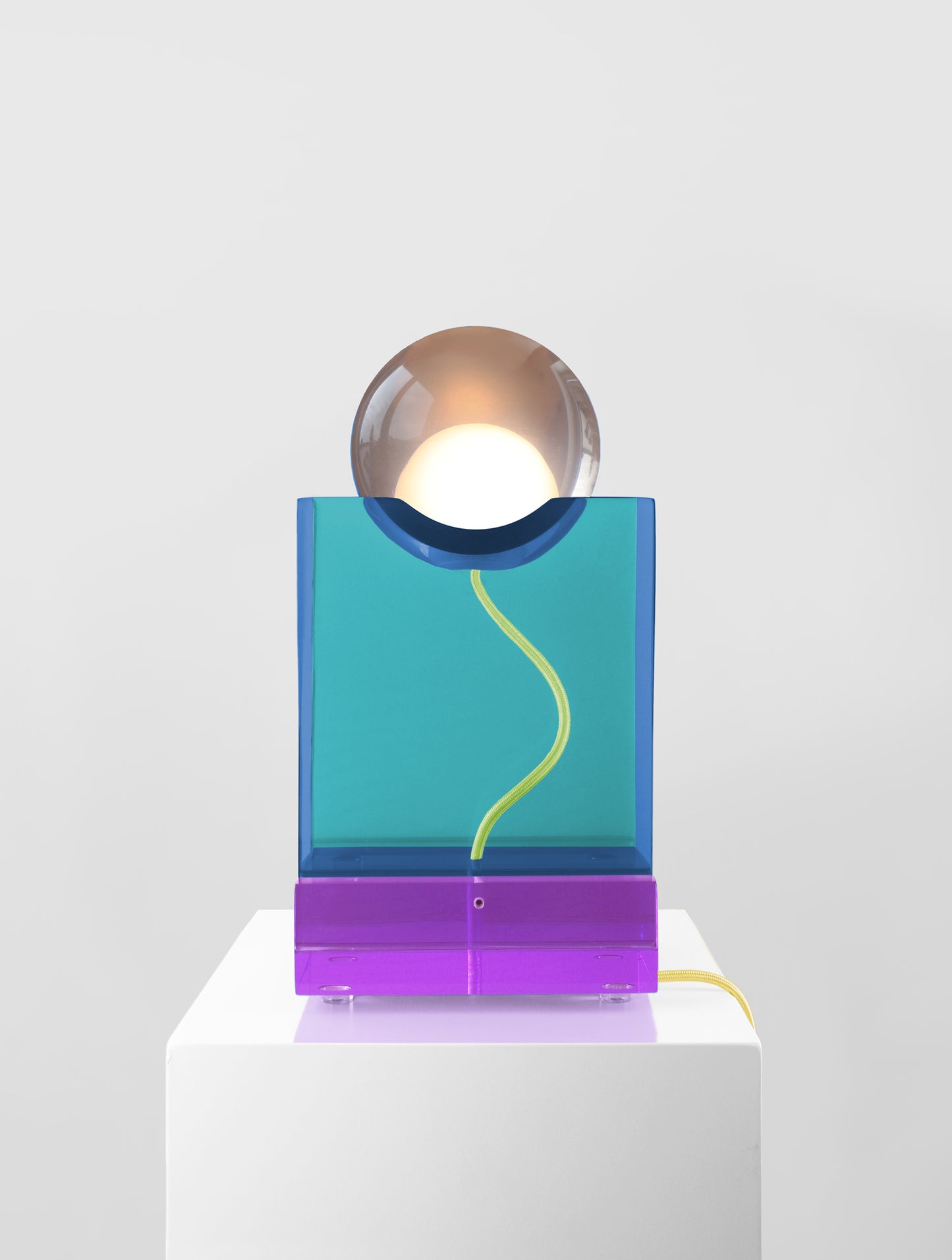 Adrian_Cruz_lamp1