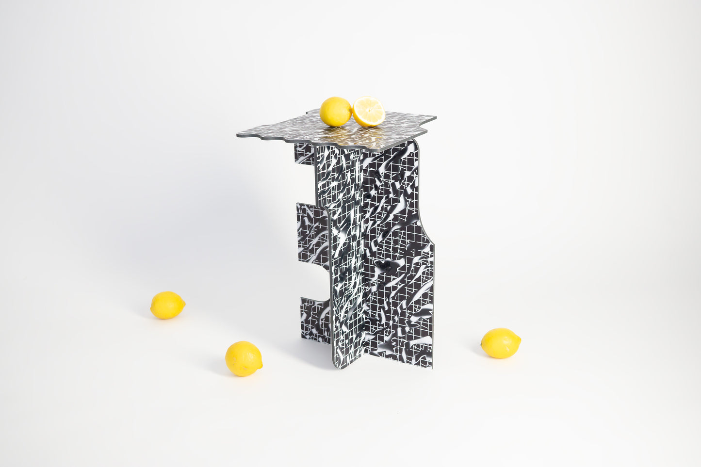 Objecto side table B - Anna Resei