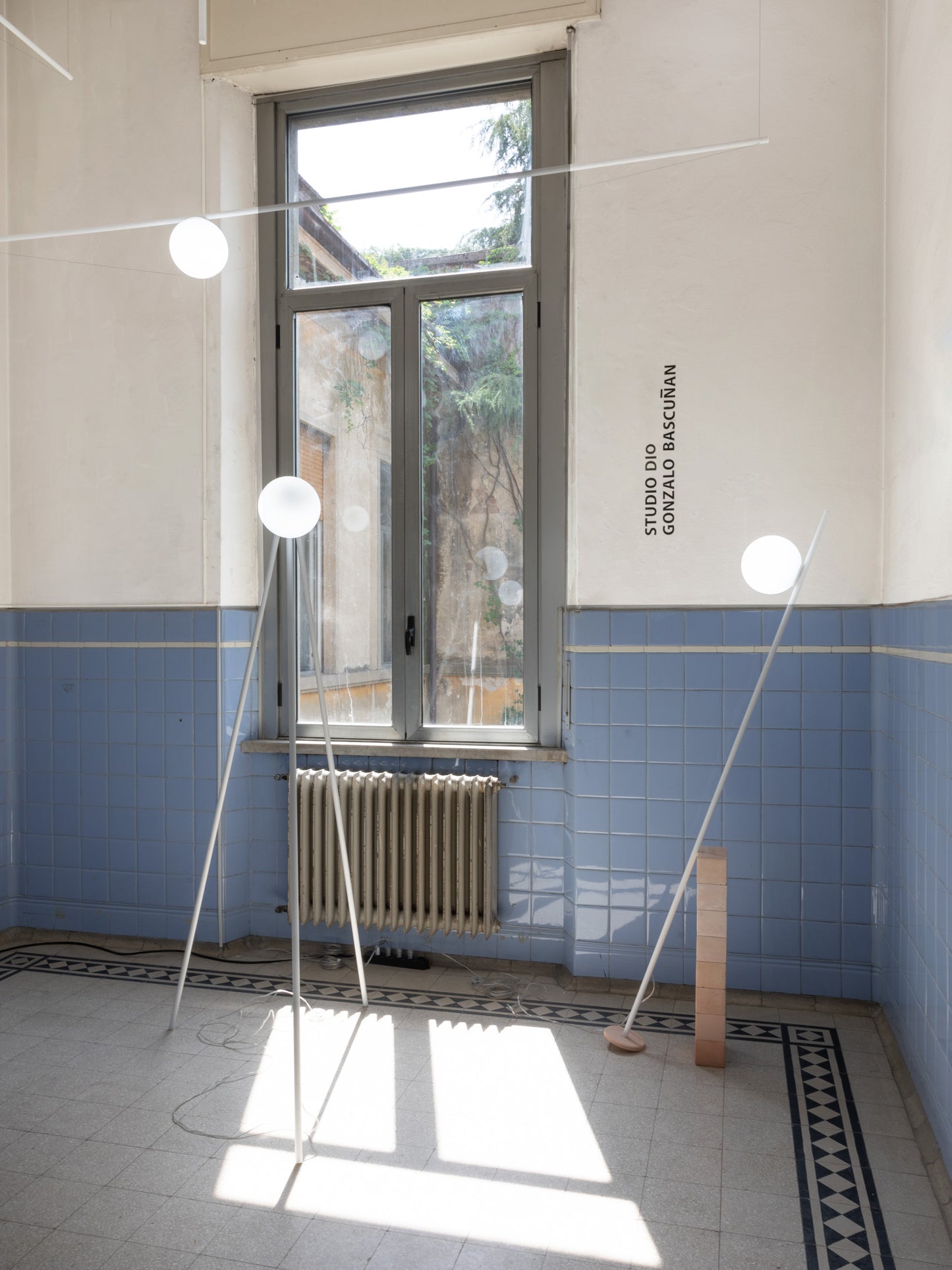 Gonzalo_Bascunan_tret_lamp3