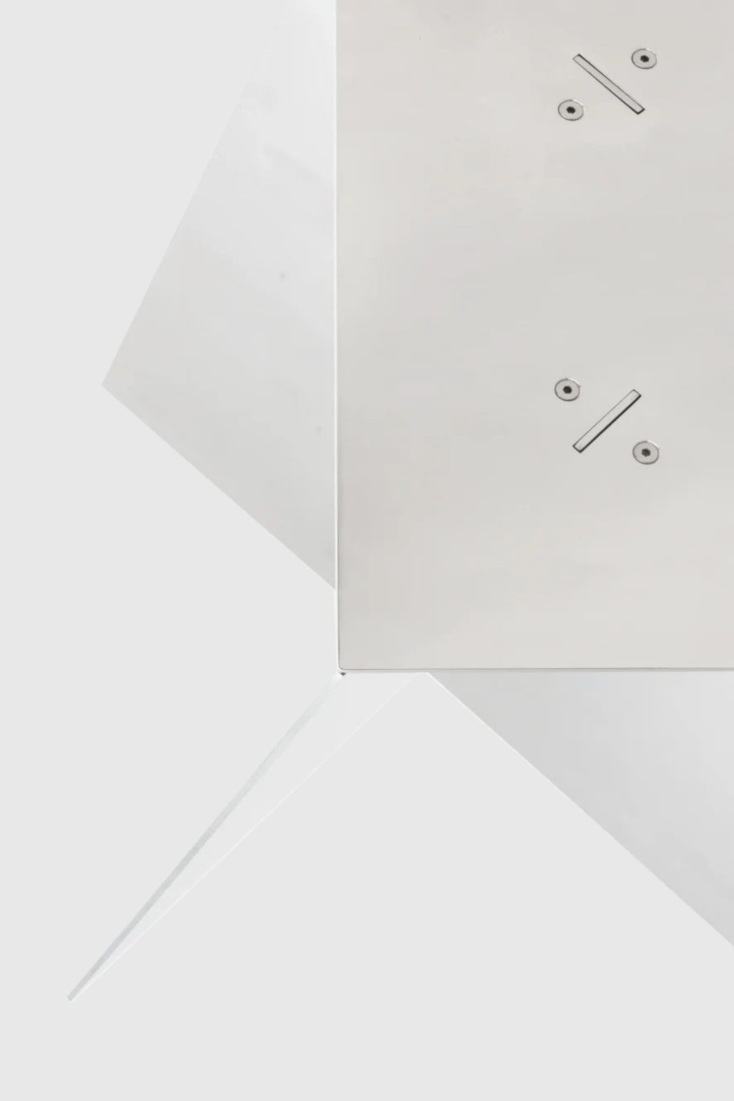 NM07 Stool
