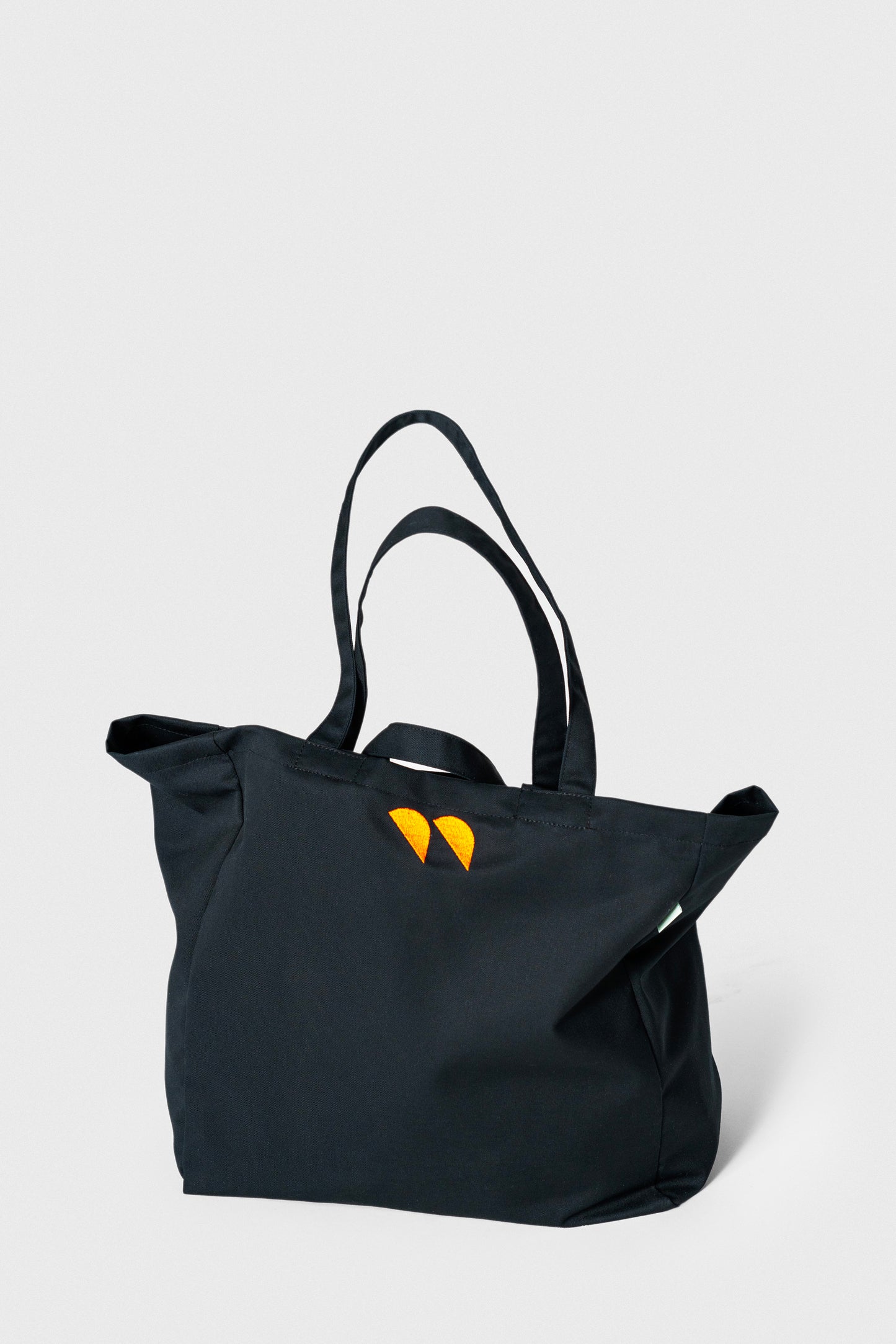 OLDER_alcova_bag_black2