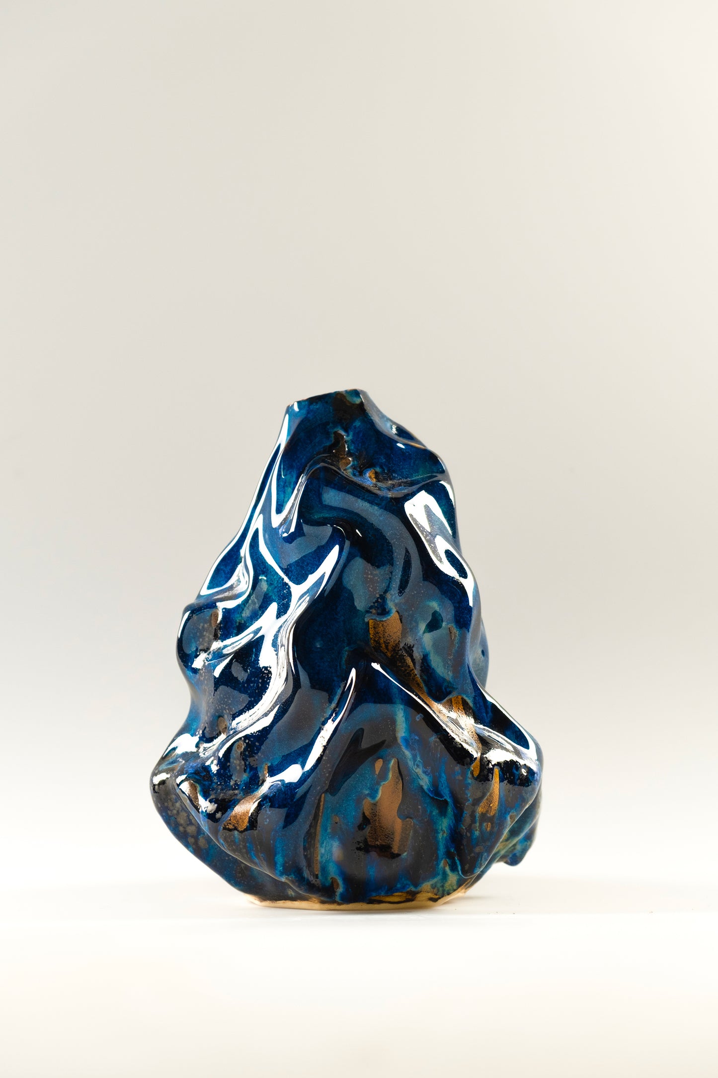 Trashbag vase - Studio Malm