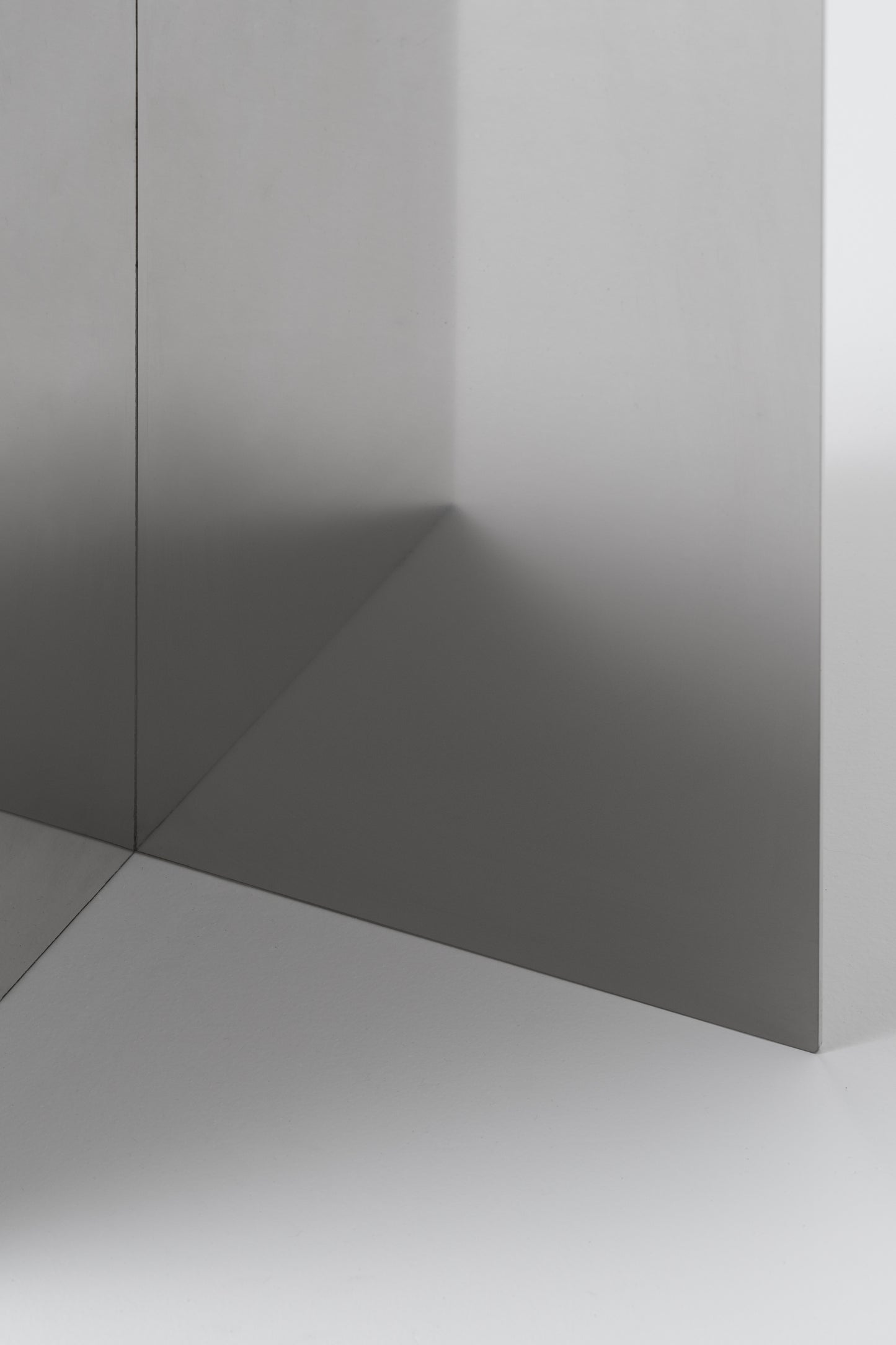 NM07 Stool / Side Table