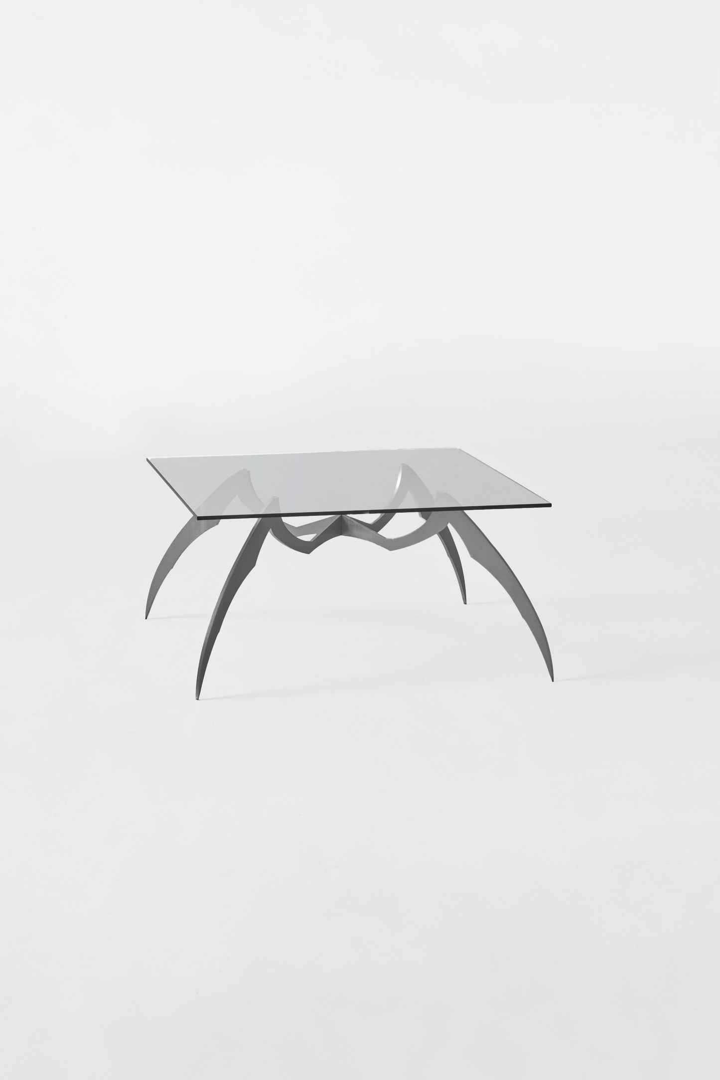 Spider Salon Table