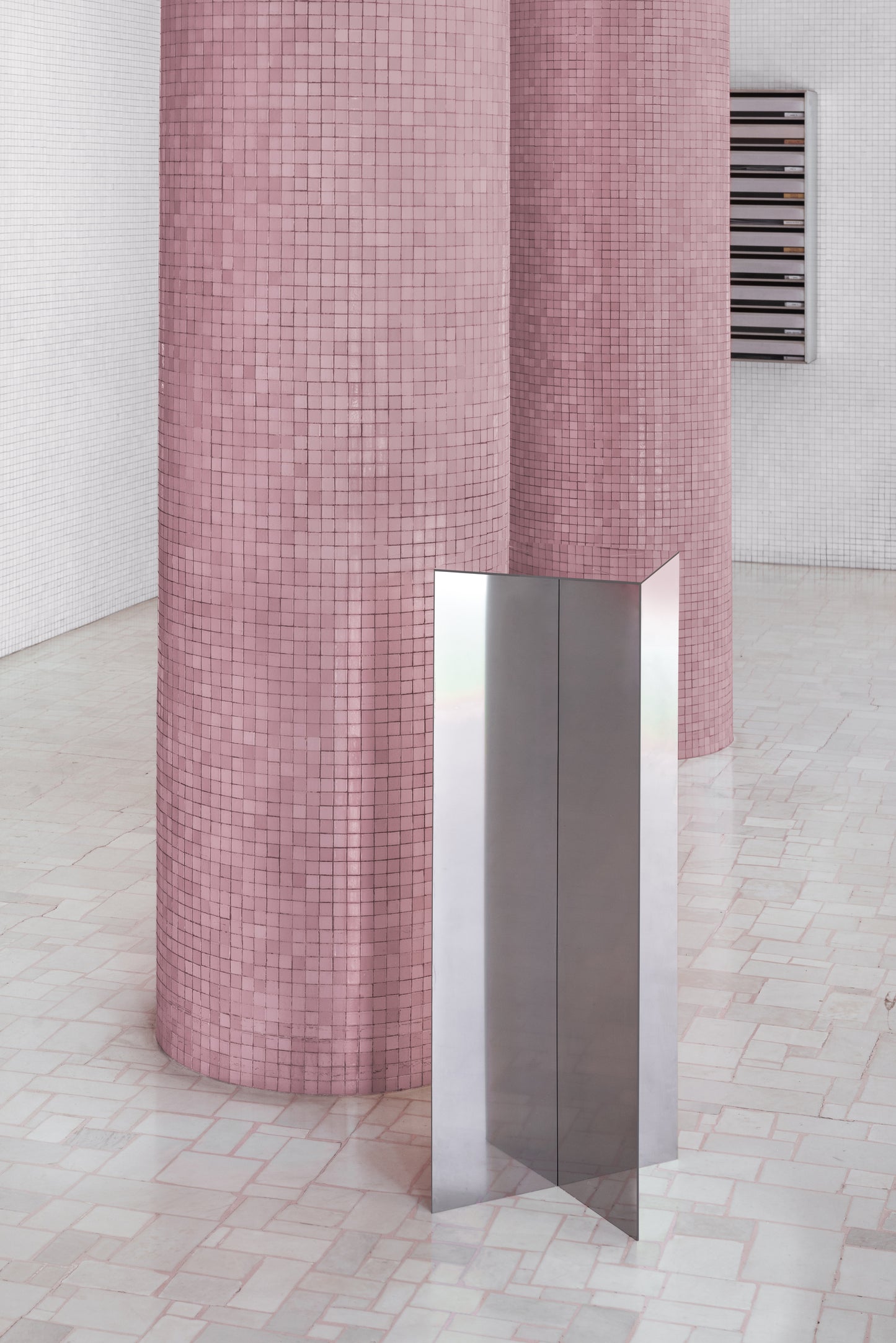 NM03 Podium