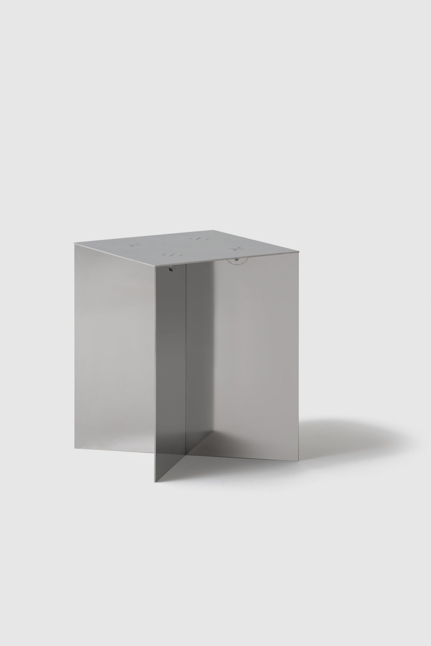 NM07 Stool / Side Table