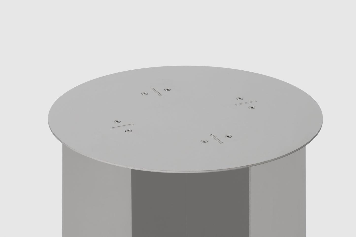 NM06 Stool / Side Table