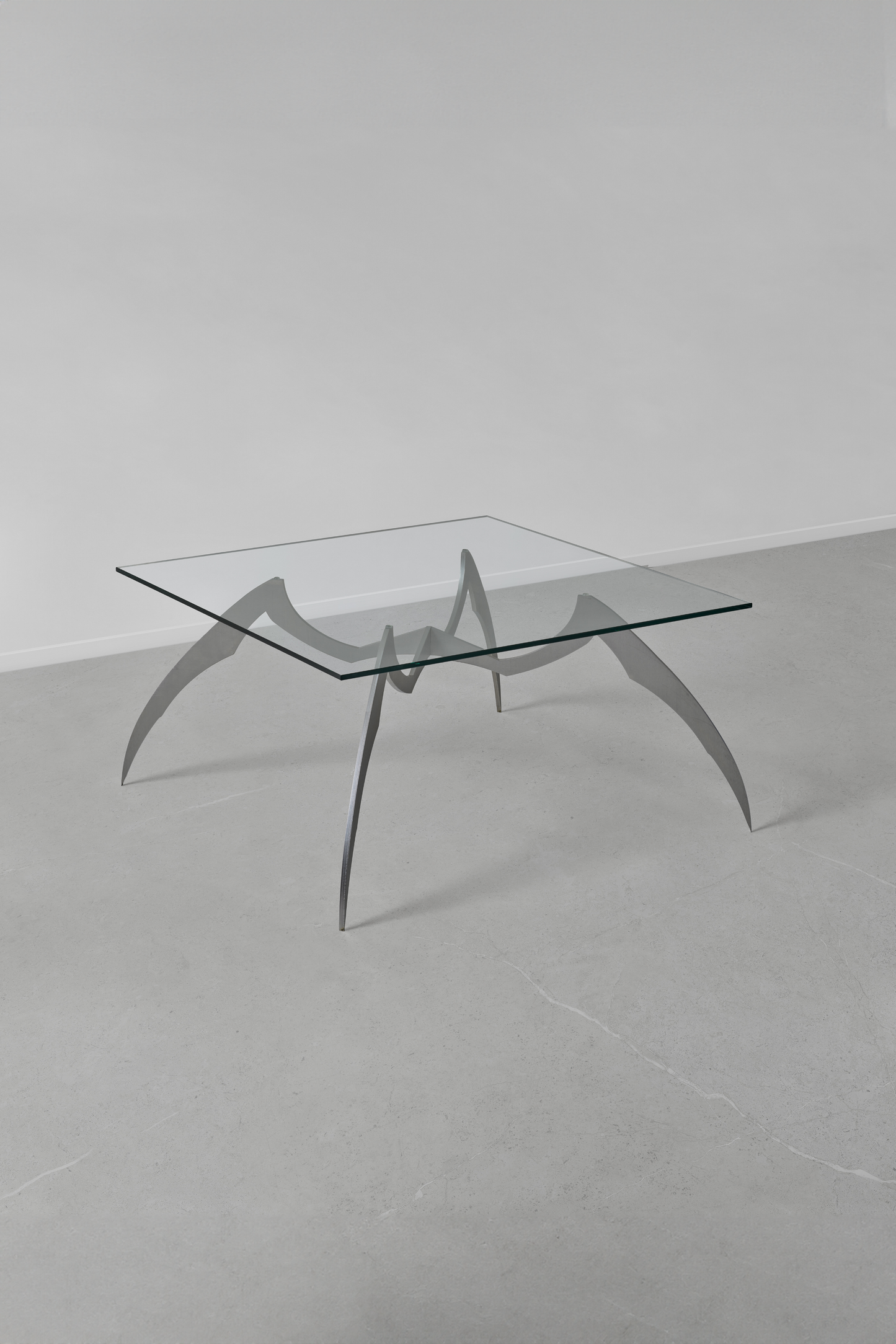 Spider Salon Table