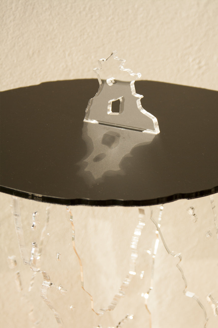 XO Sidetable