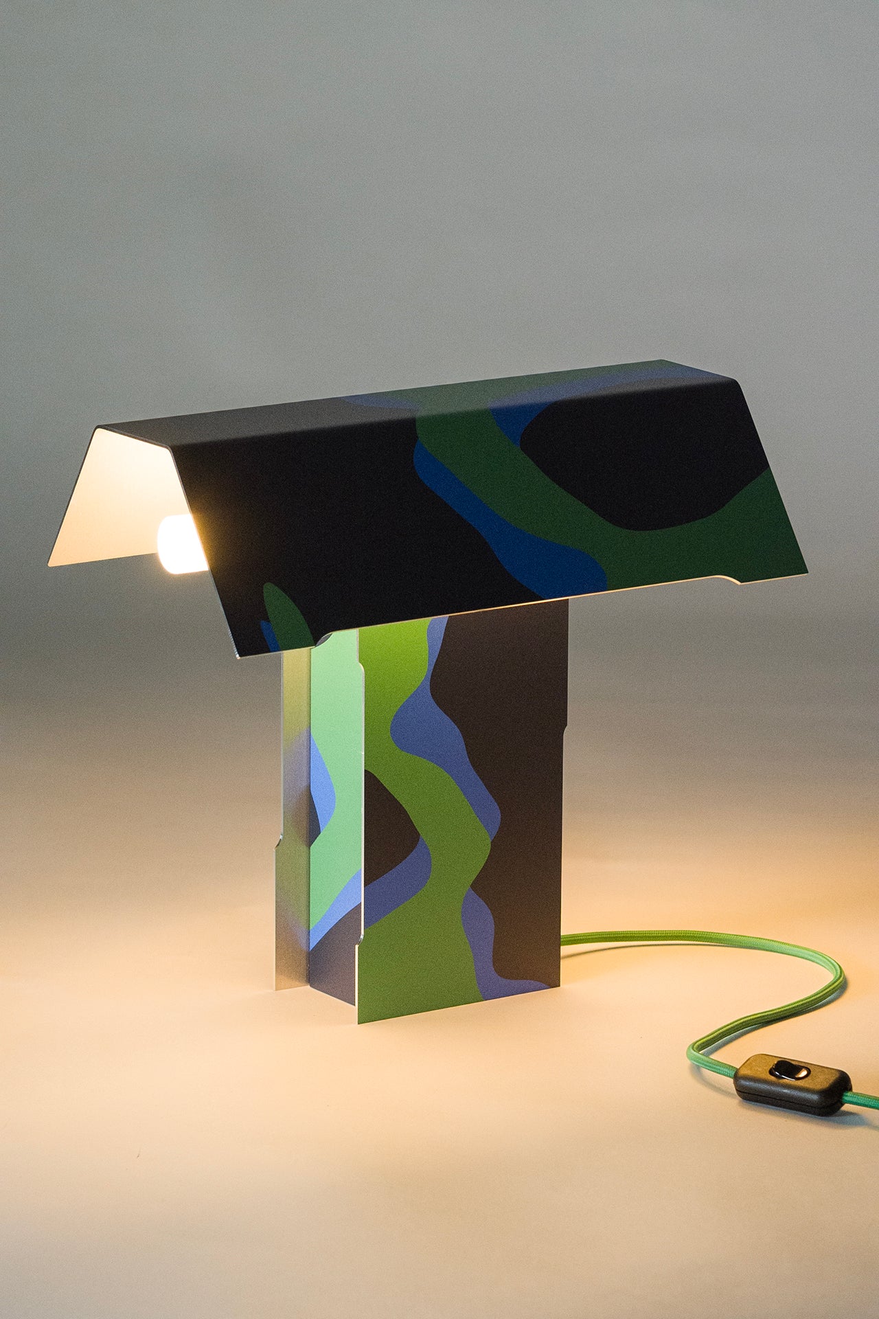 Table lamp green