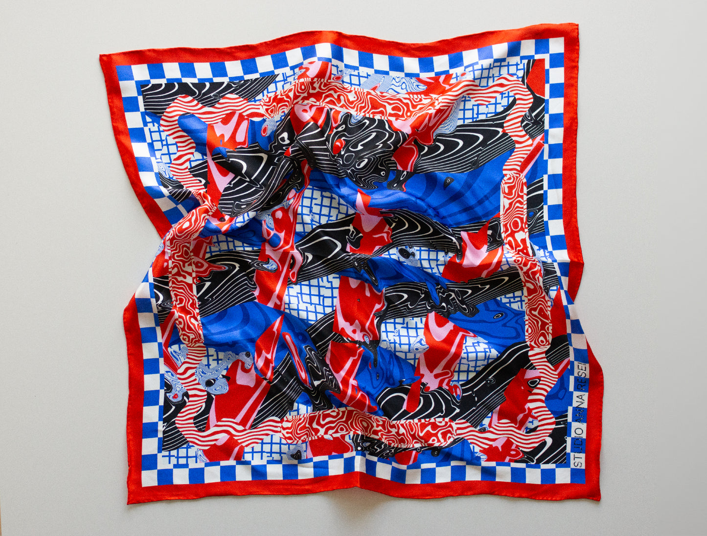 Silk scarf flow